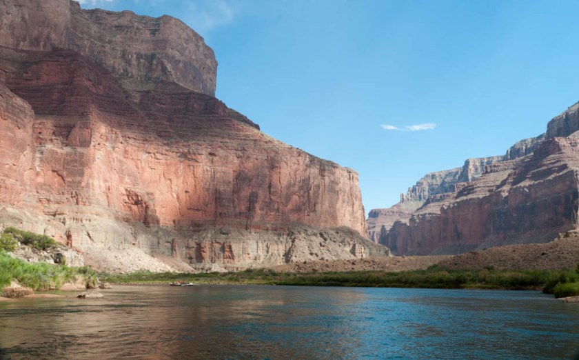 Our lead boat rounds the Nankoweap peninsula.
