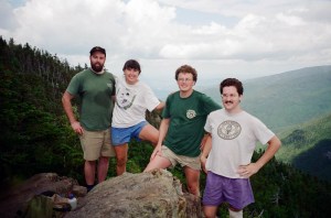 00259_n_11agq46h740250