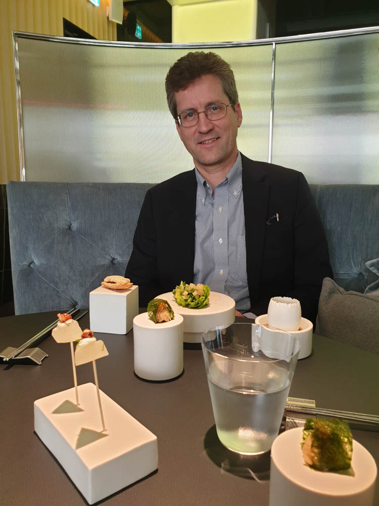 A fabulous meal at Jungstix Café in Seoul.