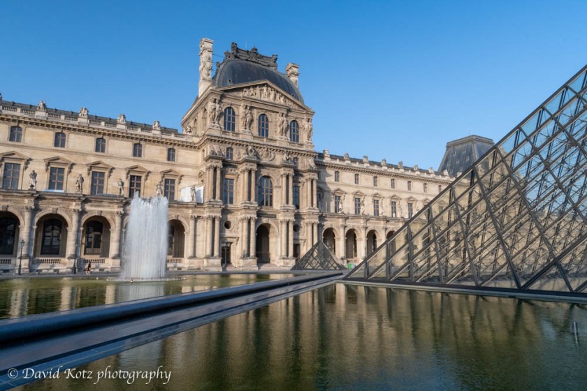 Early morning light at Le Louvre.