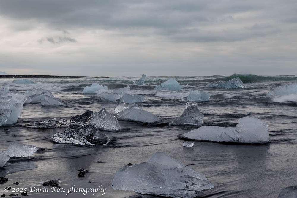 photo of small ice berglets on Diamond Beach